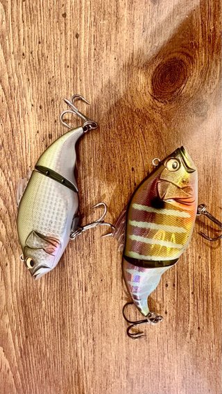 2 Señuelos Mega Bass Vatalion (F) Original