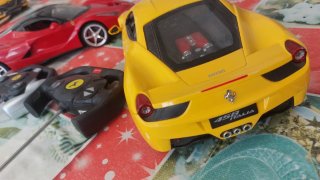 Coche Ferrari Teledirigido Rojo y Amarillo