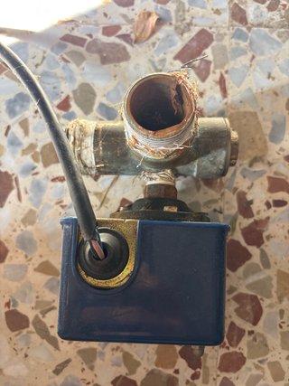 Bomba de agua ITUR motor pozo grupo de presión.