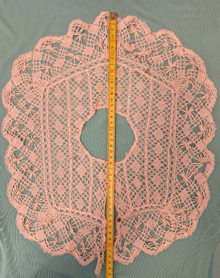 CUELLO DESMONTABLE ANTIGUO.ENCAJE BOLILLOS.43x37cm