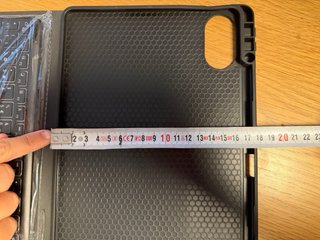 Funda iPad A16 con Teclado y Cable