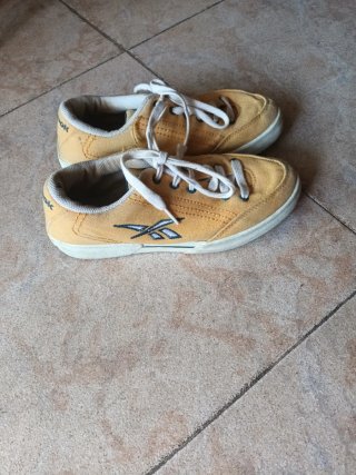 Zapatillas Reebok Talla 37 Amarillas
