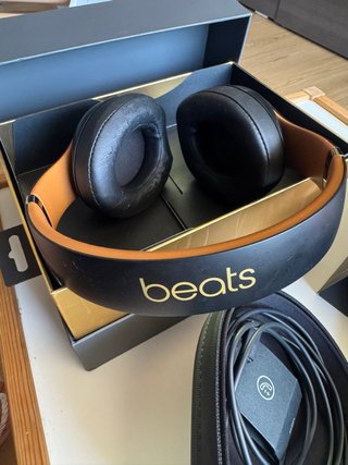 Beats Studio3 Wireless Skyline Collection + caja