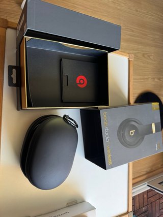 Beats Studio3 Wireless Skyline Collection + caja
