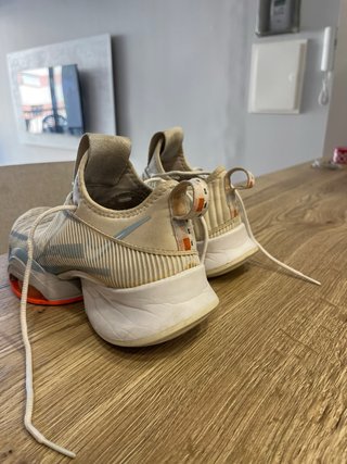 Nike Superrep 37,5 Beige/Naranja