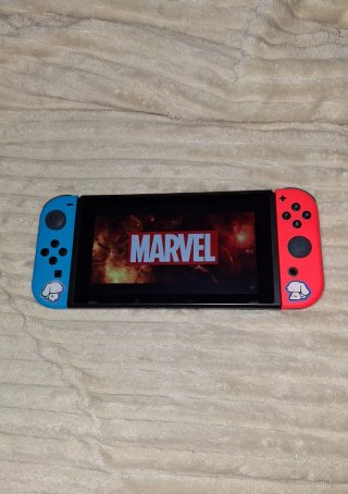 Nintendo Switch + 3 JUEGOS (Mario, Smash y Lego)