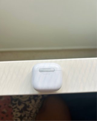 AirPods 4 ANC estuche A3059 + AirPod izq