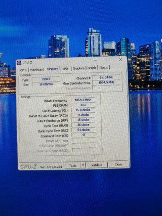 PC Gaming Ryzen 5 3500 RX580 8GB 16GB RAM