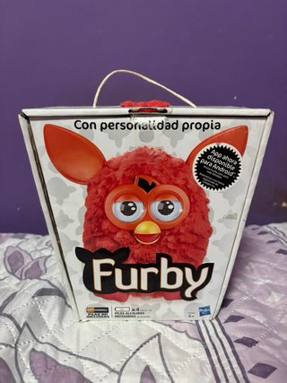Se vende Furby Interactivo Rojo con caja!