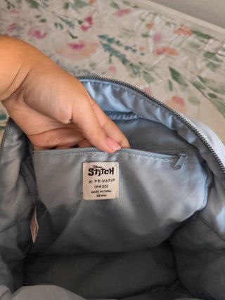 Mochila azul con diseño de Stitch