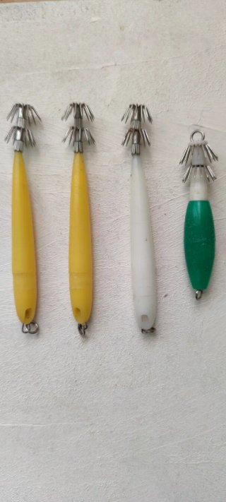 Lote 7 poteras de pesca txipiron