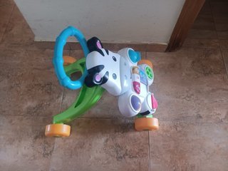 Andador cebra musical para bebés