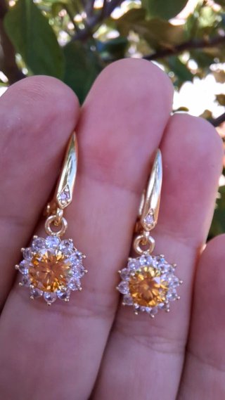 Pendientes Moissanita Amarilla 2ct GRA Oro