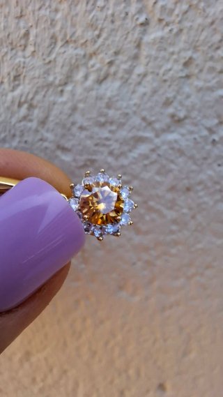 Pendientes Moissanita Amarilla 2ct GRA Oro