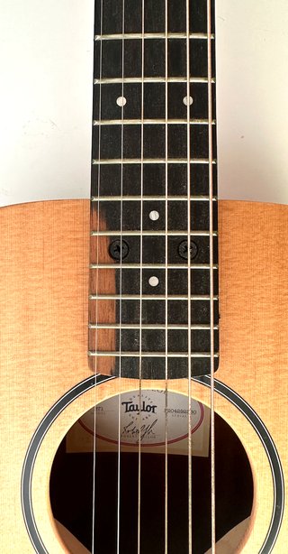 Guitarra Taylor Baby BT1 LH ZURDA