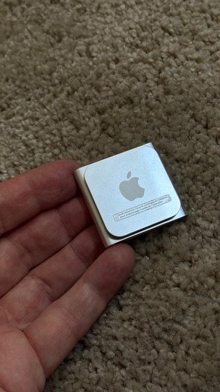Apple iPod Hi-Fi + iPod Nano + M/D (sin cargador)