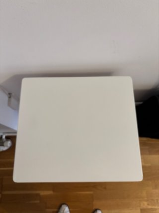 Mesa auxiliar blanca 44x50