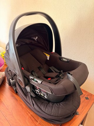 Capazo y silla de coche para bebé Asalvo