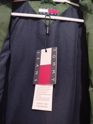 Chaqueta Tommy Jeans Verde Roja Blanca