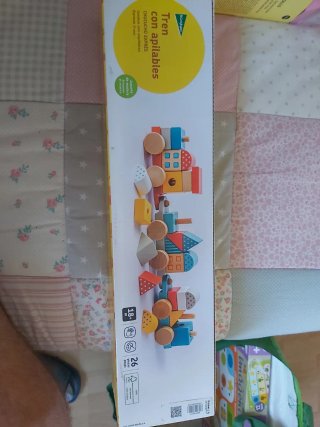 Tren de madera apilable