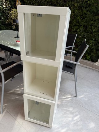 Mueble Billy Ikea con puertas