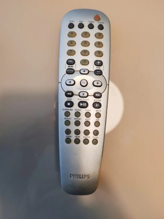 Comando Philips TV/AV DISC TUNER AUX/DI