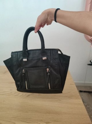 Bolso negro piel