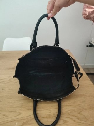 Bolso negro piel