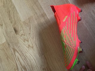 Botas de fútbol Adidas Predator Talla 7.5
