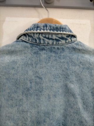 Chaqueta vaquera FR desgastada