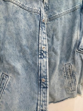 Chaqueta vaquera FR desgastada