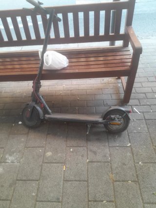 Patinete eléctrico xiaomi scooter4  me urge vender