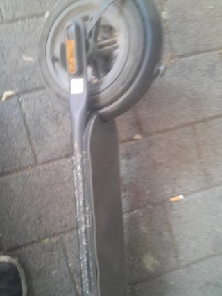 Patinete eléctrico xiaomi scooter4  me urge vender