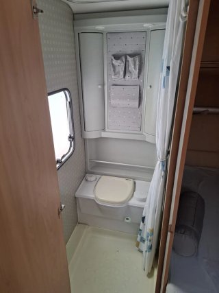 Bürstner City 455 TS con   Toldo
