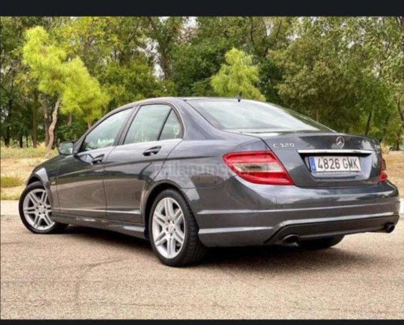 Mercedes-Benz Clase C 2010 - foto 1