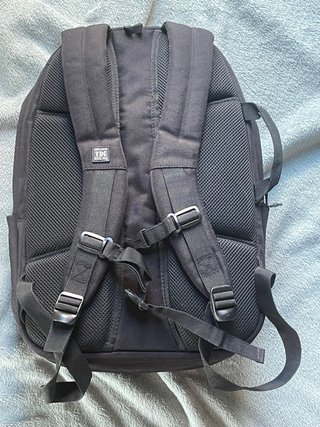 Mochila Coolpack (descosido lateral de 3cm)