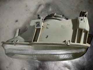 FARO IZQUIERDO RENAULT 21 BERLINA (B/L48) TXI 028