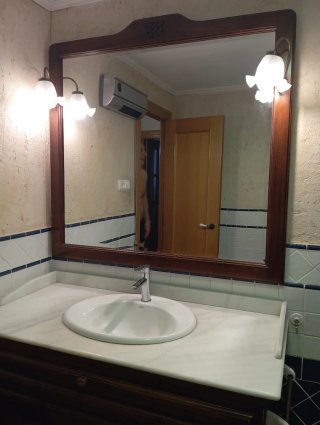 Mueble de baño madera rustico y espejo