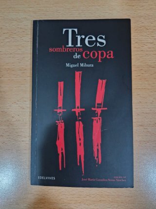 Tres sombreros de copa