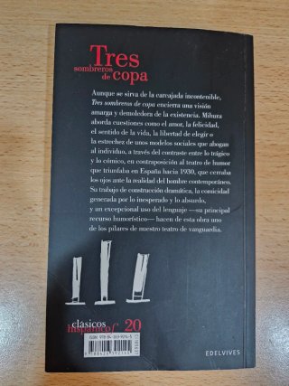 Tres sombreros de copa