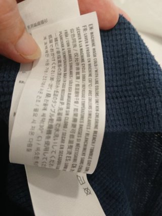 Camiseta Hollister Manga Larga Azul Marino Talla M