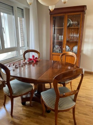 Conjunto Comedor Vitrina Madera Estilo Neoclásico