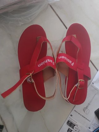 Sandalias rojas para mujer