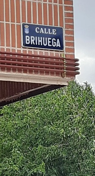 Se alquila plaza de garaje en calle Brihuega 27