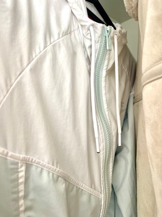 Chaqueta cortavientos Nike Windrunner Verde/Blanca
