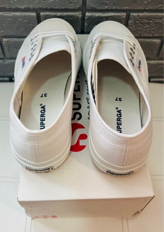 Superga 2750 Blancas Talla 37 Nuevas a estrenar.