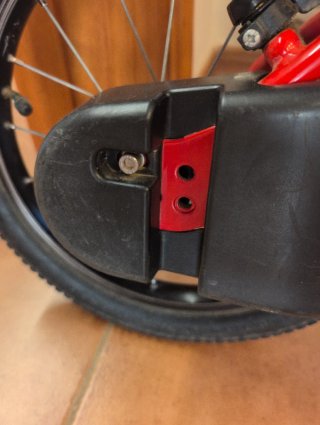 Bicicleta infantil roja