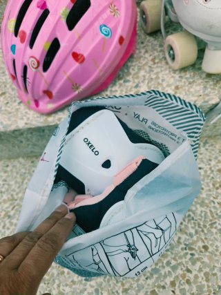 Patines infantiles + casco + protecciones