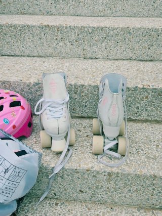 Patines infantiles + casco + protecciones