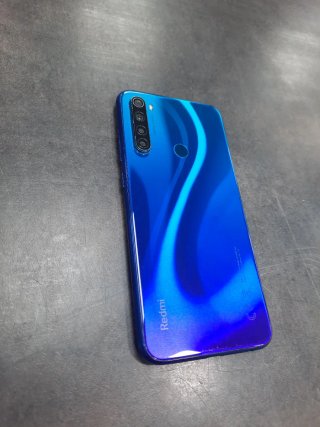 Xiaomi Redmi Note 8 64GB con funda